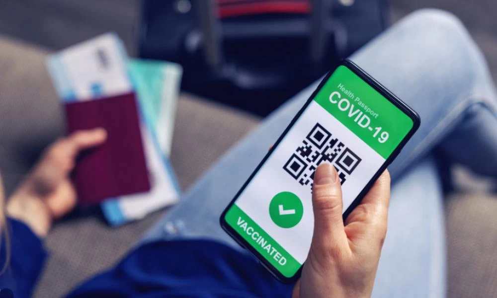 Τα πιστοποιητικά εμβολιασμού εγκρίθηκαν από την ΕΕ - Πως θα λειτουργούν